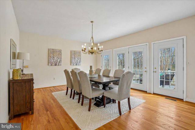 5 MAIDENS BOWER CT, Potomac, MD 20854