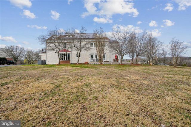 5 MAIDENS BOWER CT, Potomac, MD 20854