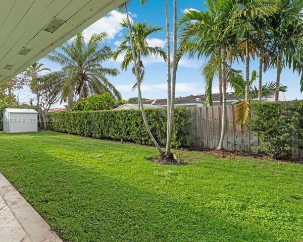9741 SW 3rd St, Miami, FL 33174