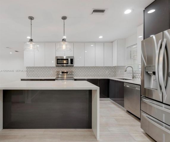9741 SW 3rd St, Miami, FL 33174