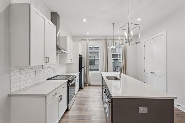 193 Chestnut Circle 38, Atlanta, GA 30342
