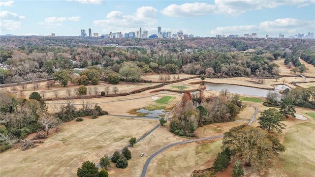 193 Chestnut Circle 38, Atlanta, GA 30342