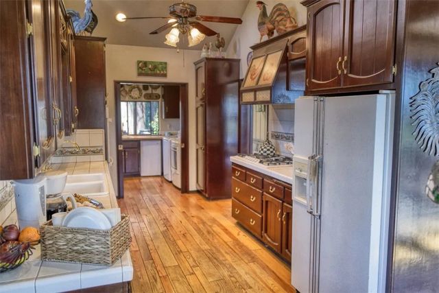 701 Zurich, Lake Arrowhead, CA 92352