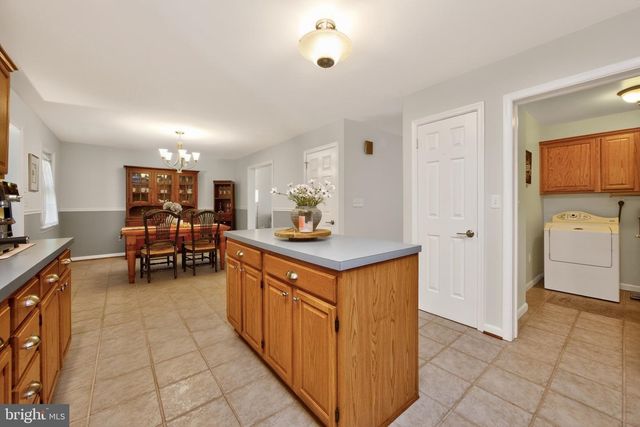 315 GLEN RUN DR, Atglen, PA 19310
