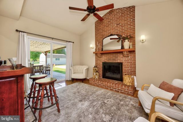 315 GLEN RUN DR, Atglen, PA 19310