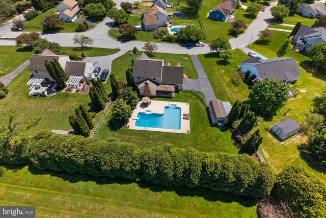 315 GLEN RUN DR, Atglen, PA 19310