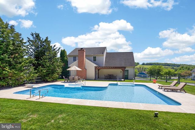 315 GLEN RUN DR, Atglen, PA 19310