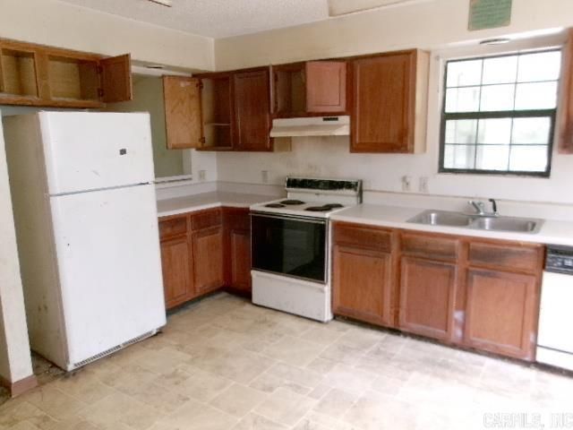 112 Huckleberry Lane, Monticello, AR 71655