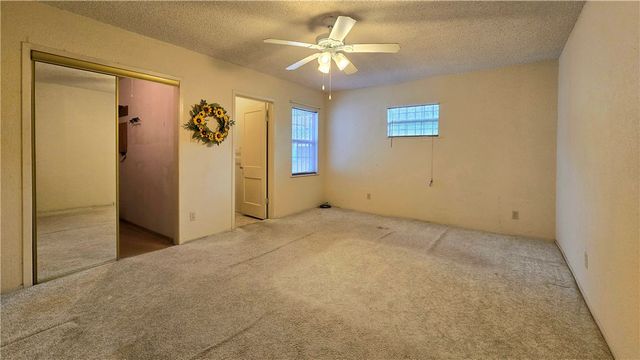 1105 E 5th St, Alice, TX 78332