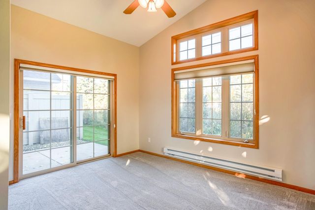 1513 Pine Pointe, White Bear Lake, MN 55110