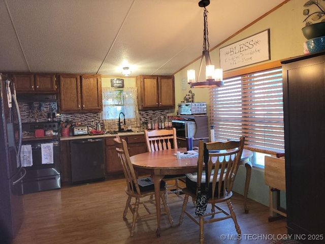 114495 S 4203 Road, Checotah, OK 74426