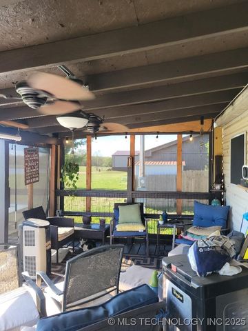 114495 S 4203 Road, Checotah, OK 74426