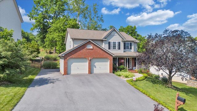 6012 Matisse LN, Roanoke, VA 24018