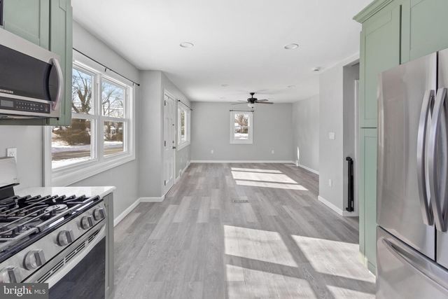 177 SOUTH AVE, Mount Holly, NJ 08060