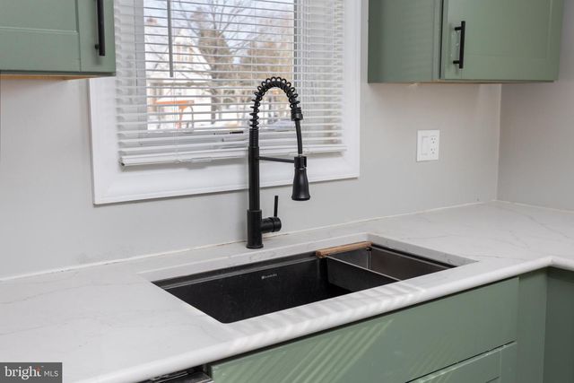 177 SOUTH AVE, Mount Holly, NJ 08060