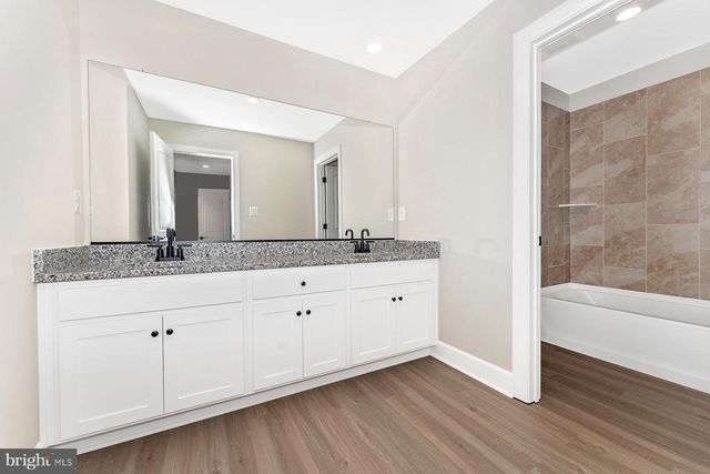 508 ABIGAIL AVE, Waynesboro, PA 17268