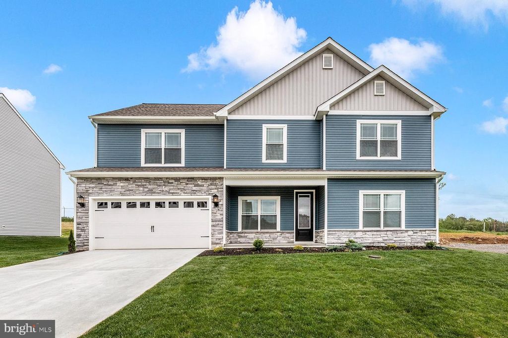 508 ABIGAIL AVE, Waynesboro, PA 17268