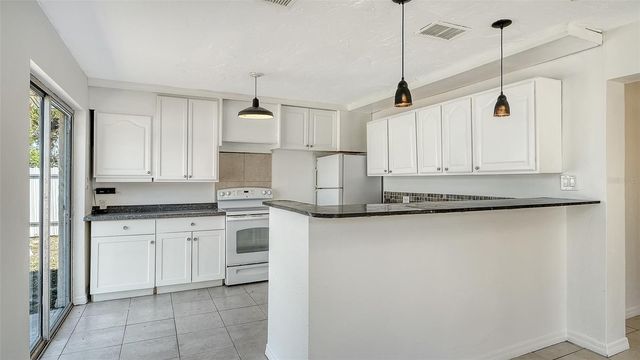 6008 9TH STREET E, Bradenton, FL 34203