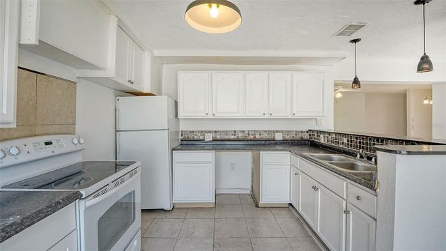 6008 9TH STREET E, Bradenton, FL 34203