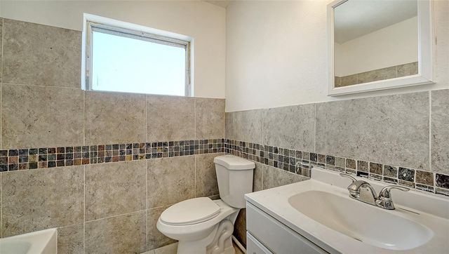 6008 9TH STREET E, Bradenton, FL 34203