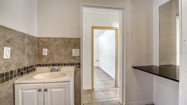 6008 9TH STREET E, Bradenton, FL 34203