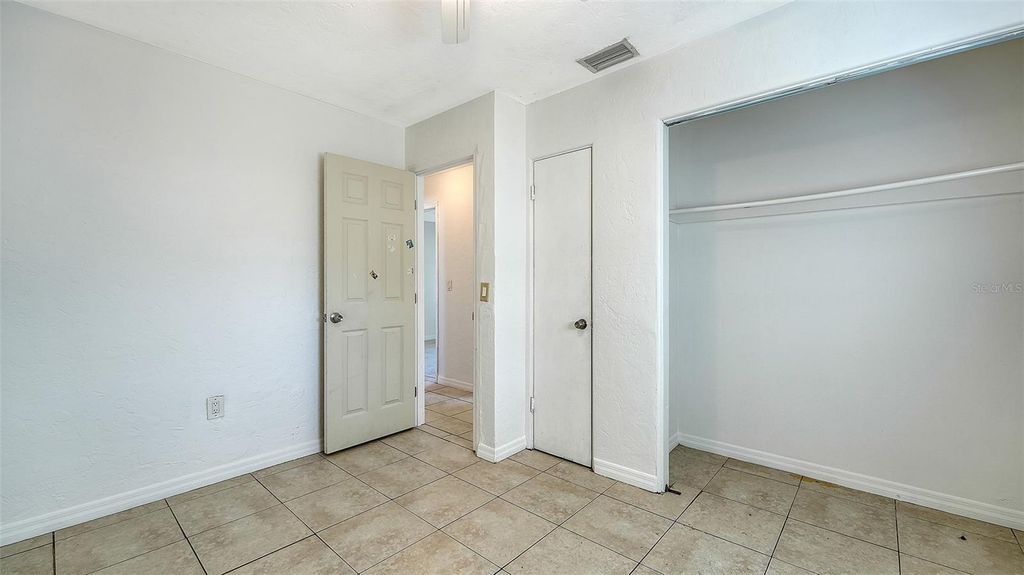 Image 19 of property listing at 6008 9TH STREET E, Bradenton, FL 34203