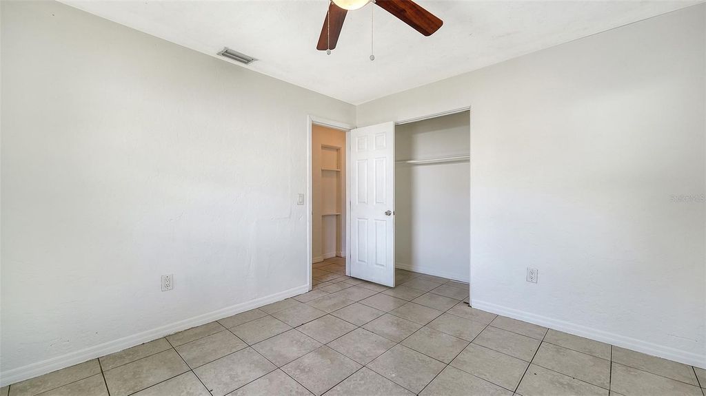 Image 21 of property listing at 6008 9TH STREET E, Bradenton, FL 34203