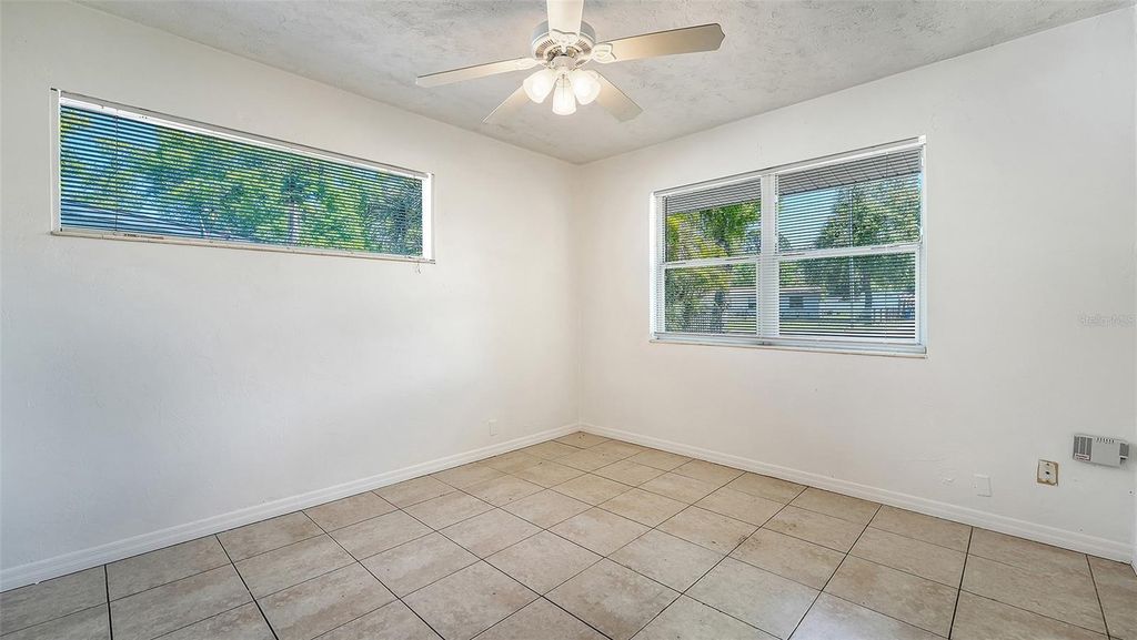 Image 26 of property listing at 6008 9TH STREET E, Bradenton, FL 34203