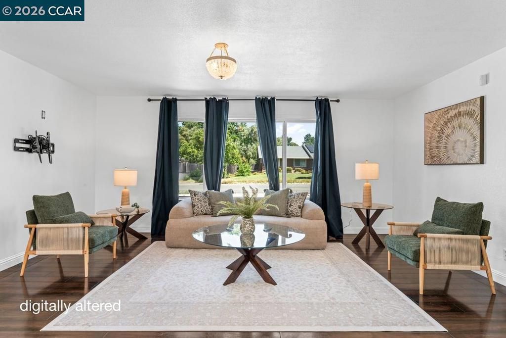 Image 1 of property listing at 8920 Barrhill Way, Fair Oaks, CA 95628