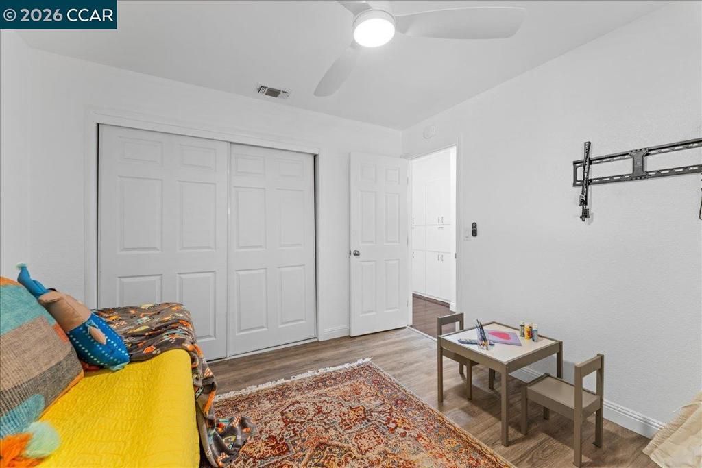 Image 33 of property listing at 8920 Barrhill Way, Fair Oaks, CA 95628