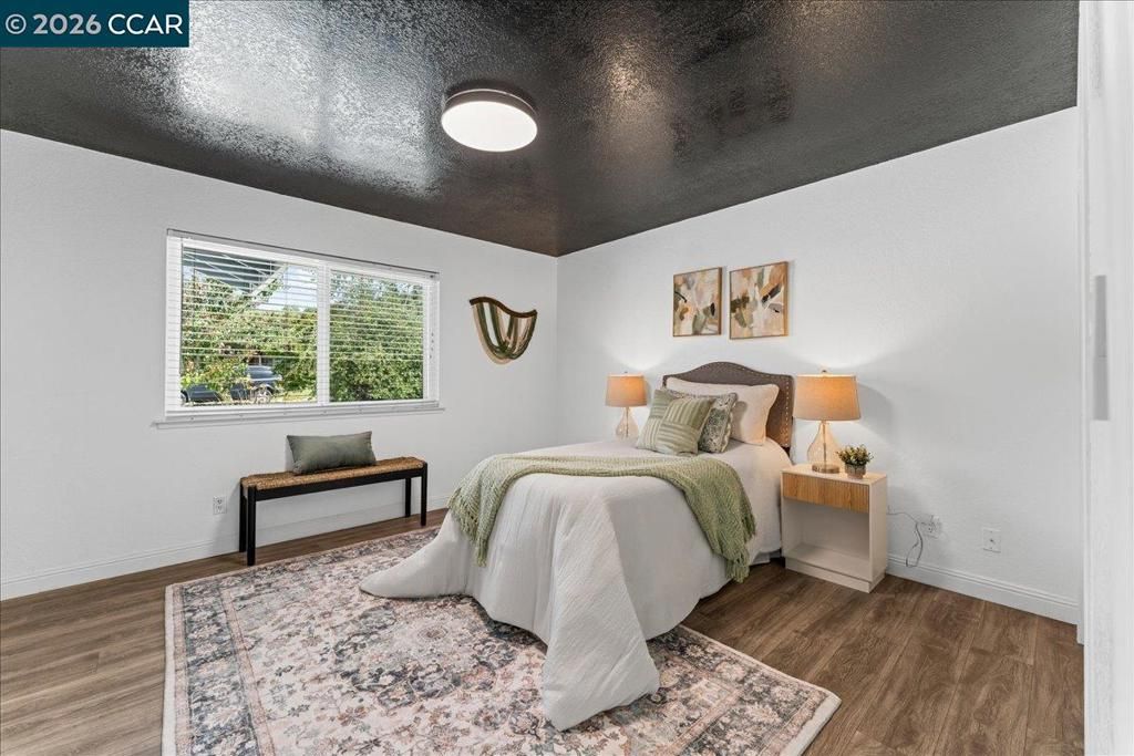 Image 36 of property listing at 8920 Barrhill Way, Fair Oaks, CA 95628