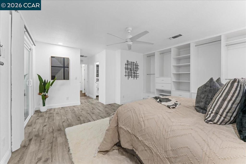 Image 39 of property listing at 8920 Barrhill Way, Fair Oaks, CA 95628