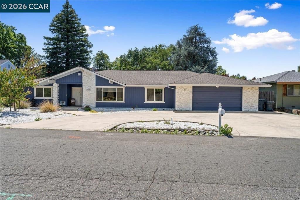 Image 57 of property listing at 8920 Barrhill Way, Fair Oaks, CA 95628