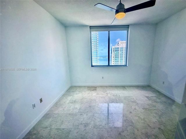 1060 Brickell Ave 3205, Miami, FL 33131