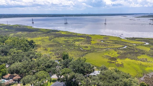 4106 LEEWARD Point, Jacksonville, FL 32225