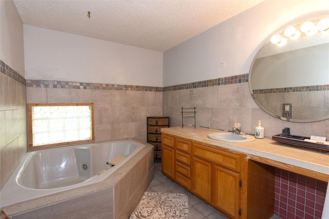 1810 Hermitage DR, Round Rock, TX 78681