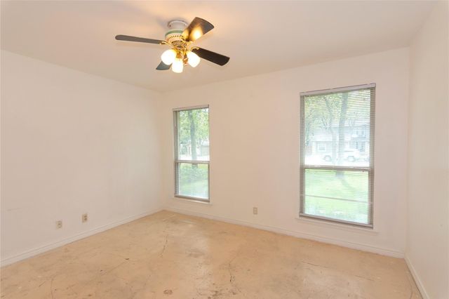 1810 Hermitage DR, Round Rock, TX 78681