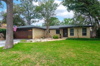 1810 Hermitage Drive, Hermitage DR, Round Rock, TX 78681