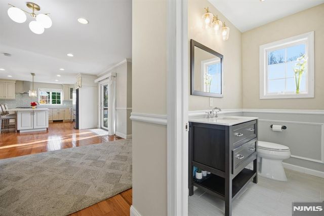 364 Clinton Avenue, Tenafly, NJ 07670