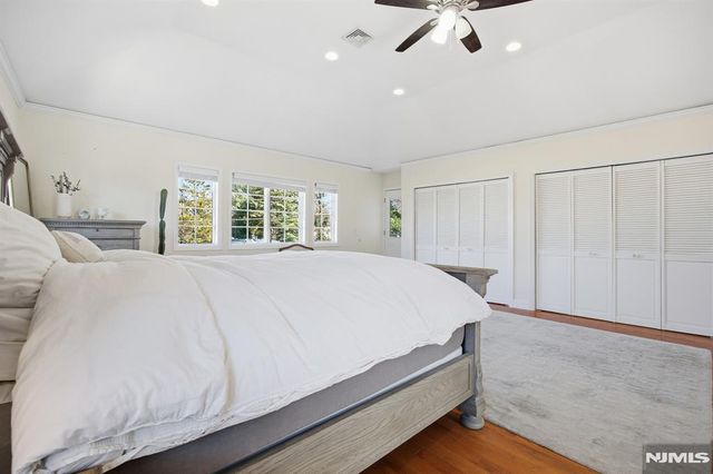 364 Clinton Avenue, Tenafly, NJ 07670