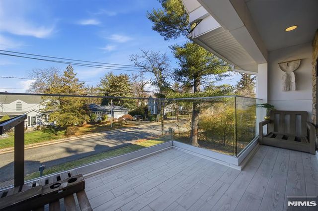 364 Clinton Avenue, Tenafly, NJ 07670