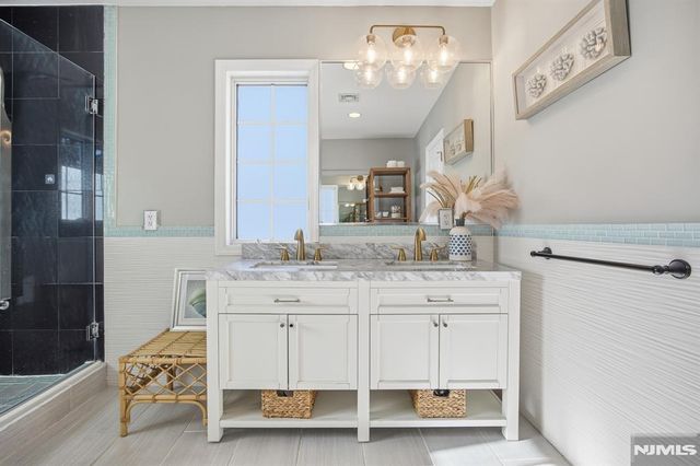 364 Clinton Avenue, Tenafly, NJ 07670