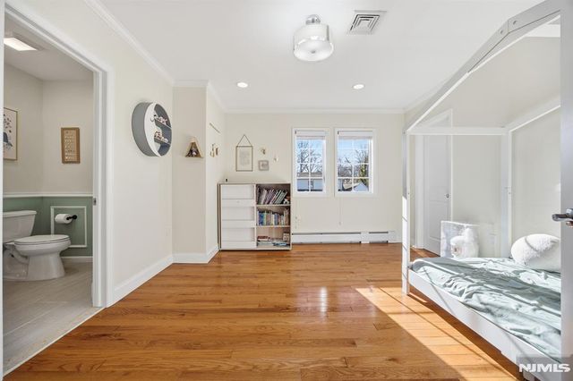 364 Clinton Avenue, Tenafly, NJ 07670