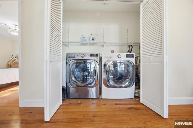 364 Clinton Avenue, Tenafly, NJ 07670