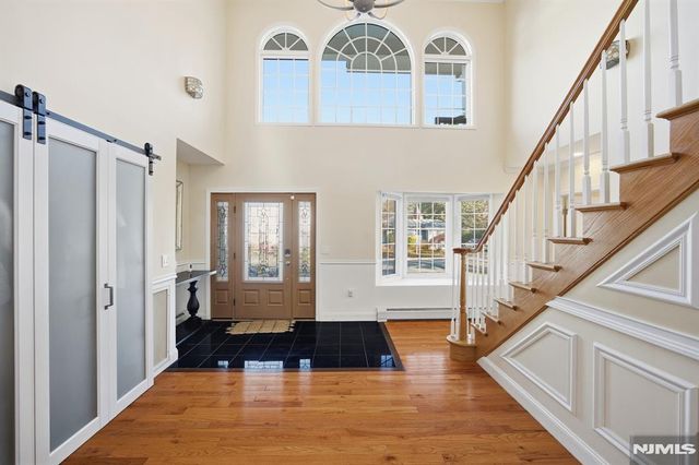 364 Clinton Avenue, Tenafly, NJ 07670