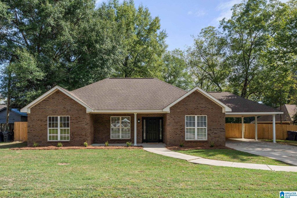 1835 19TH STREET, Calera, AL 35040