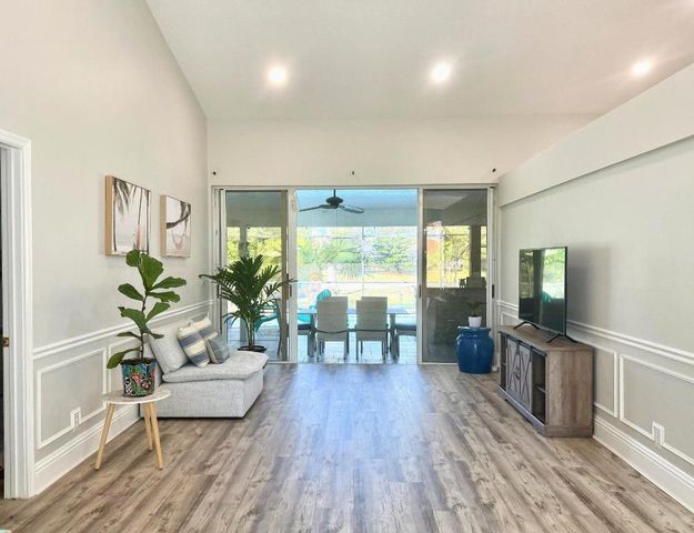 22392 Siesta Key Drive, Boca Raton, FL 33428