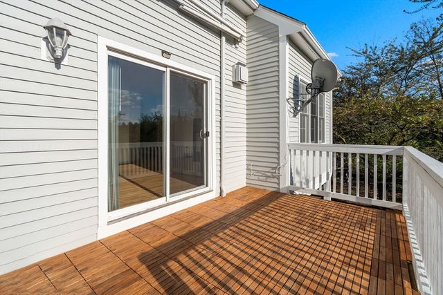 19 Dunstan St 19, Newton, MA 02465