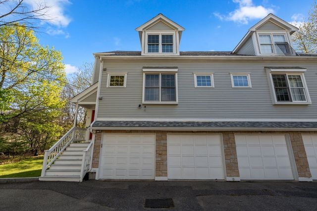 19 Dunstan St 19, Newton, MA 02465