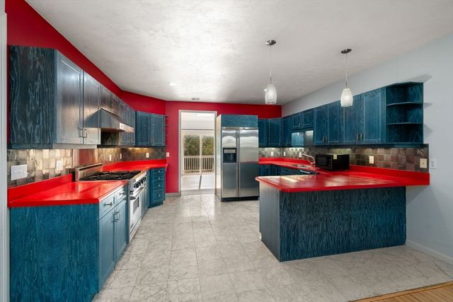 19 Dunstan St 19, Newton, MA 02465